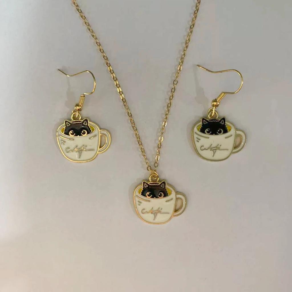 Korean version handmade small pendant teacup cat earrings, cute animal saucer cat alloy accessories stud earrings E8191