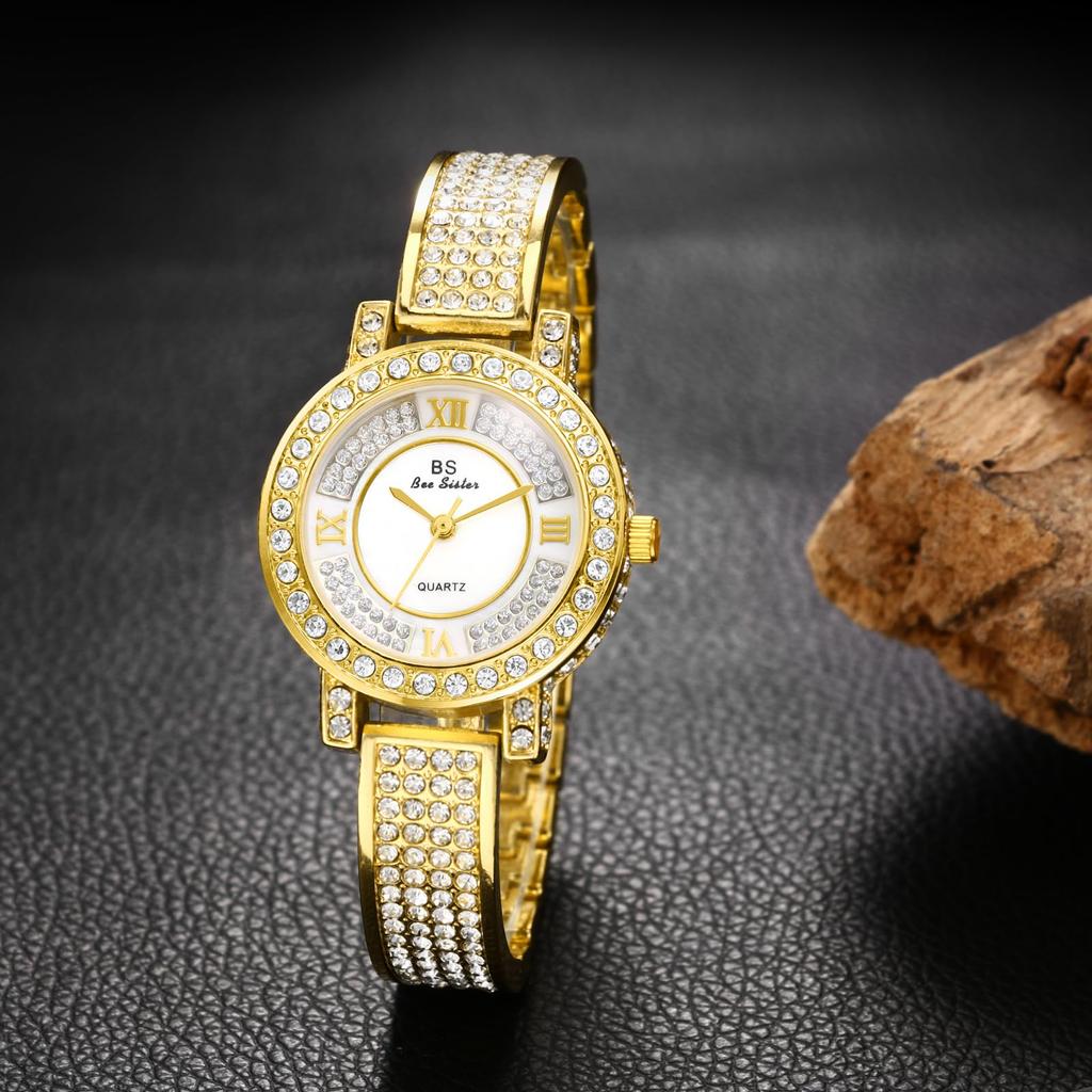 Sparkling Gold Diamond Cute and Stylish Roman Numeral Analog Display Waterproof Quartz Watch Gold Fashion Watch for Women Perfect Gift for Day Women's