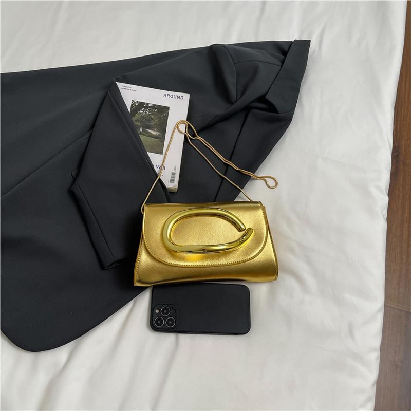 Niche design dinner bag women's 2026 new fashion chain box bag small bag shoulder messenger bag