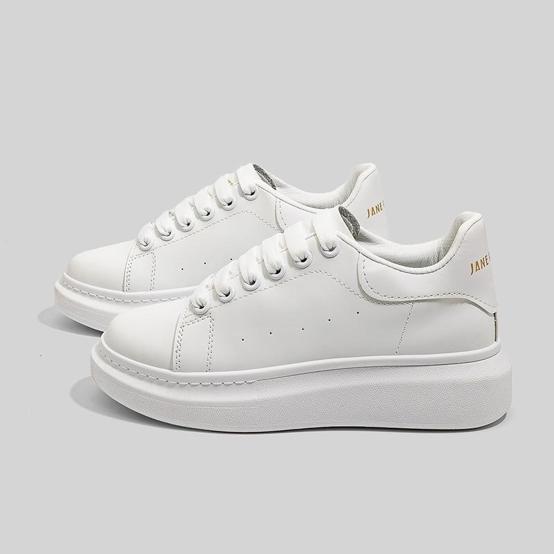 

Spring new little white shoes women s 2025 new student platform shoes niche design Korean version of versatile board shoes 35