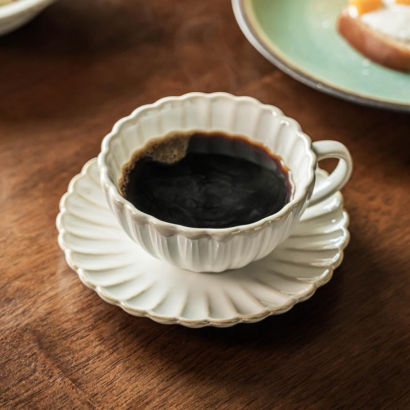 Delicate Cup And Saucer Set, Petal-Shaped Coffee Cup, Ceramic Cup, Mug, Afternoon Tea Cup, Saucer, Household Cup.