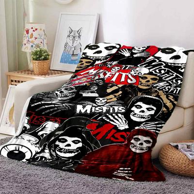 1pc Misfits Skulls Themed Printed Soft and Comfortable Home Blanket, Small Throw Blanket, Nap Blanket, Suitable As a Gift L028