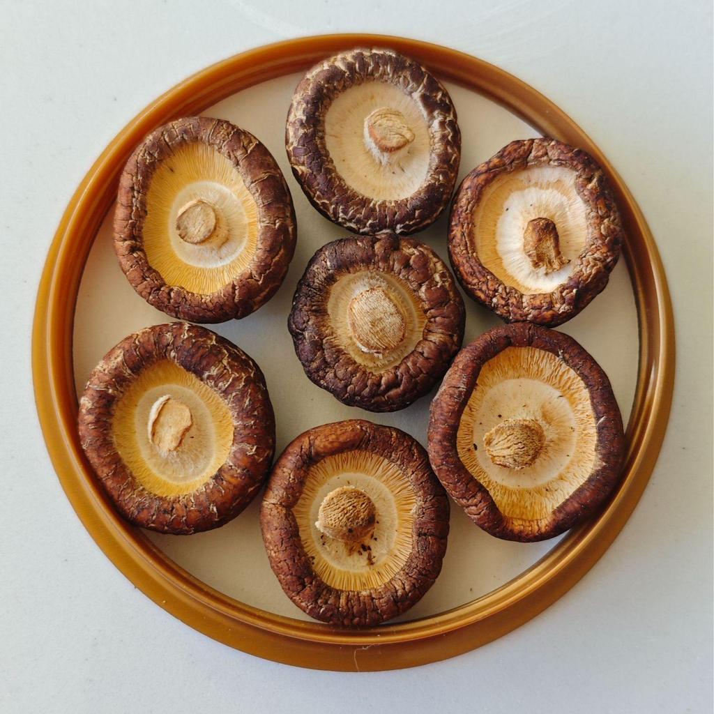 Genuine Northeast Linden Wood Shiitake Mushrooms - Changbai Mountain Farmhouse Specialty