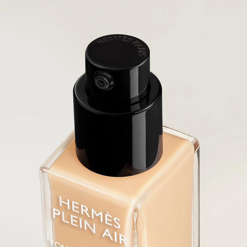 Hermes HERMESPlein Air Yingze Soft Light Liquid Foundation Lightweight Natural Matte 33942672 2026-#21N