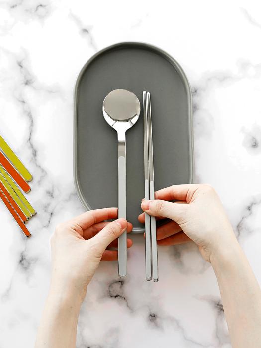 

Surfinia Color Basic Stainless Steel Spoon Set yellow
