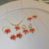 Elegant Red Crystal Maple Leaf Earrings Fashion Tassels Ear Ring Temperament Rhinestone Earwear Trendy Statement Pieces