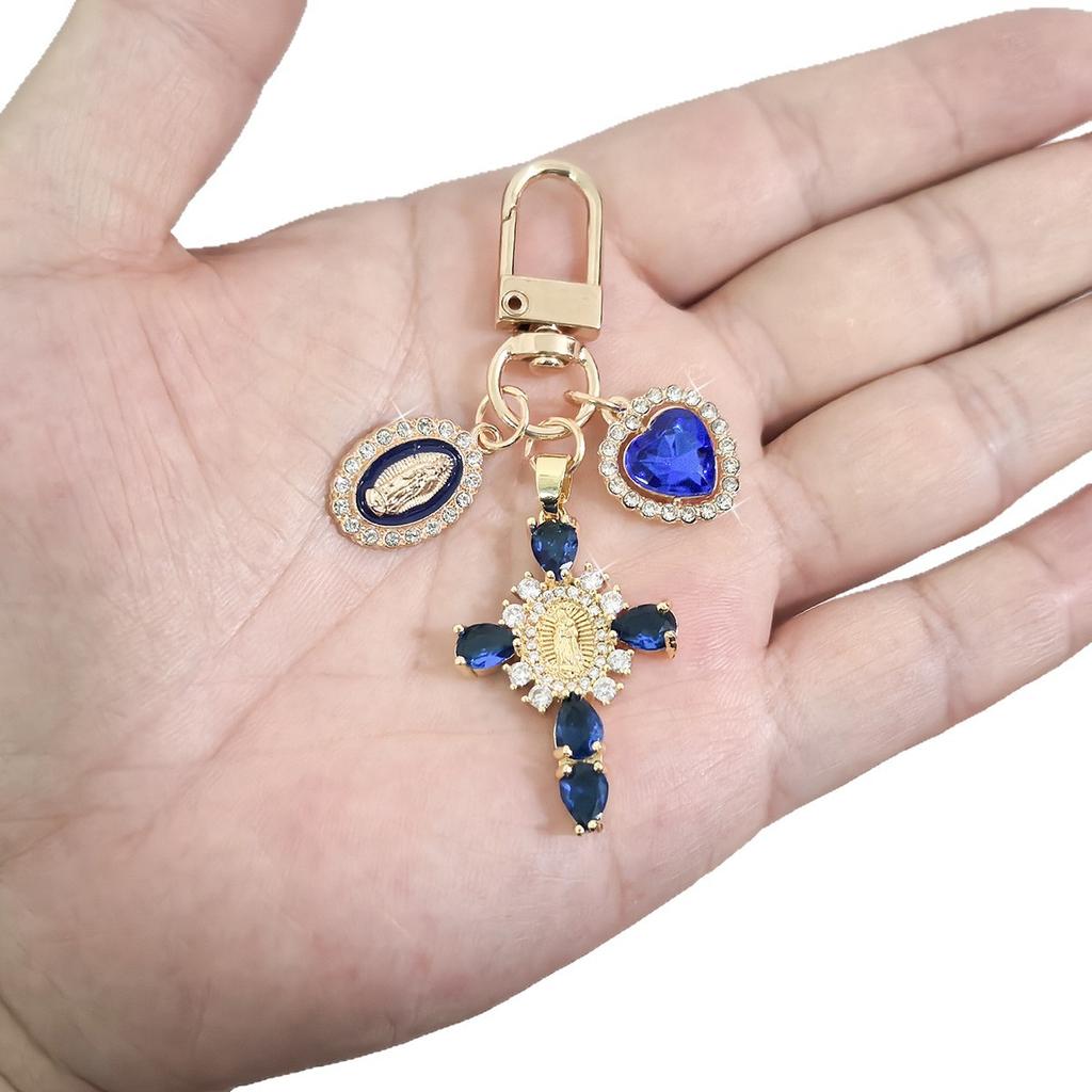 Luxury Metal Cross Keychain Zircon Heart Bag Pendant Gift Accessories Couple Family Keychain Pendant