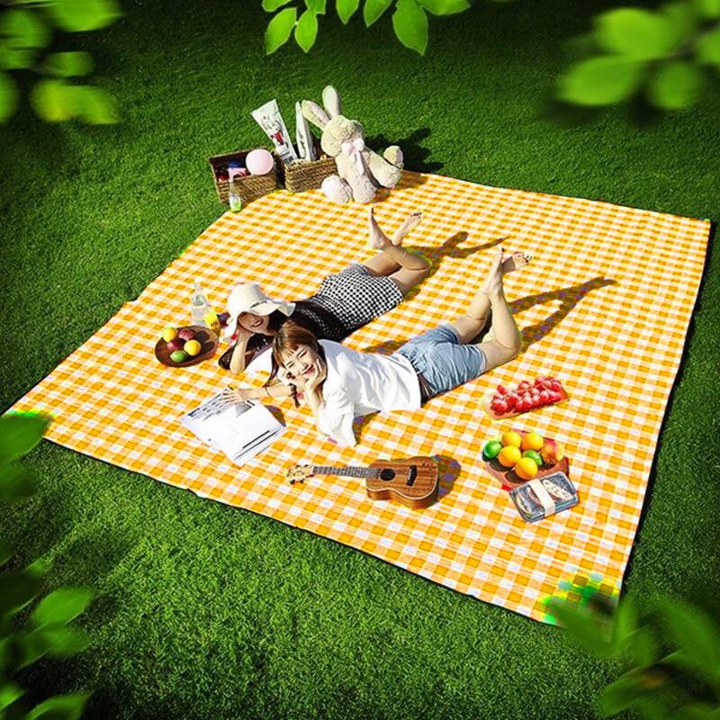 Portable Disposable Picnic Mat 1.8x1.8m
