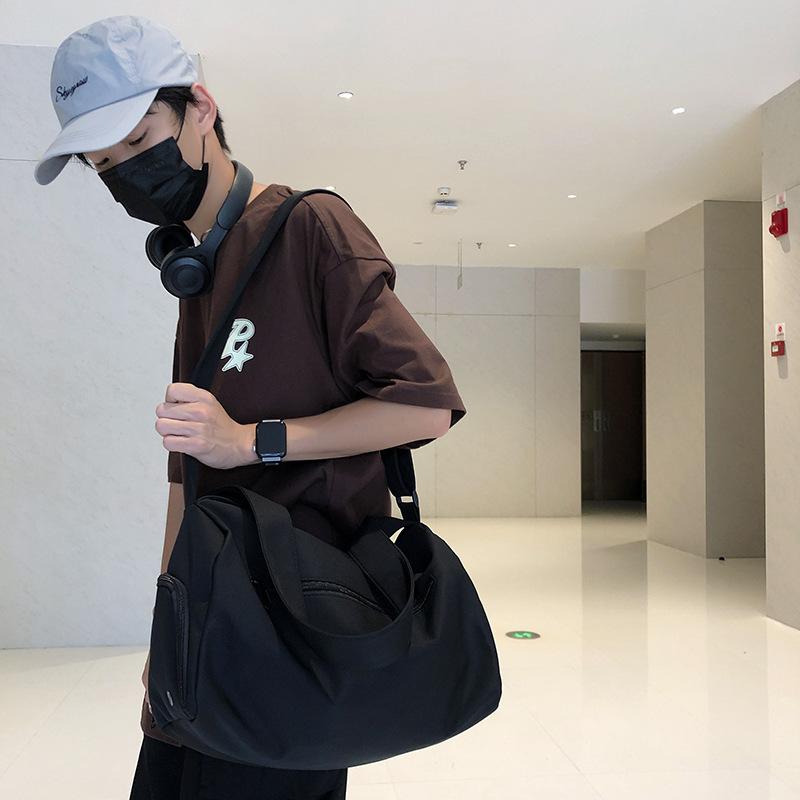 Gym Bag Nylon New Dry and Wet Separation Large Capacity Lightweight Casual Sports Crossbody Bag