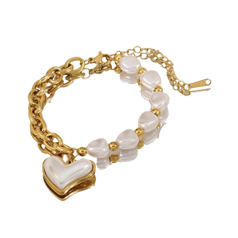 Ein modisches vielseitiges Armband mit Imitation Perlen und barockem Herz | Elegant 18K Goldplattiert, 304 Edelstahl