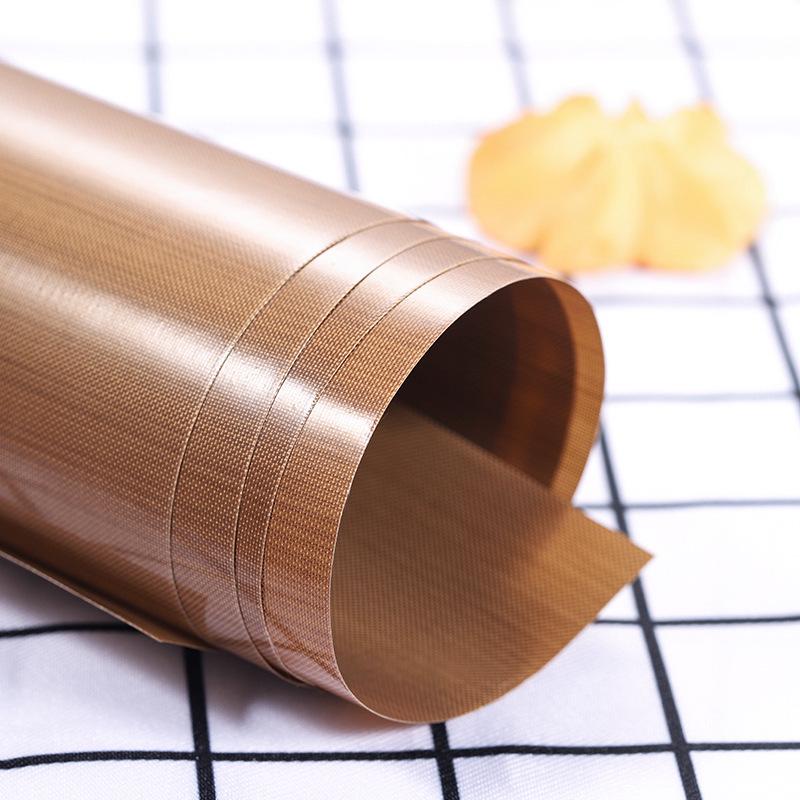 Vysokoteplotně odolný nepřilnavý pečicí papír pro opakované použití