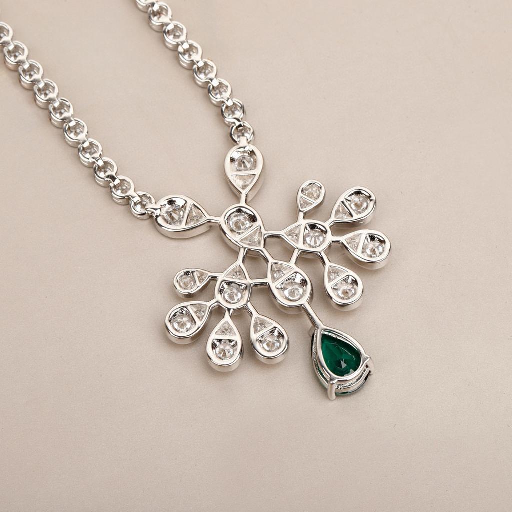 Hot Brand Vintage Water Drop Necklace Luxury Jewelry For Women Designer Pendant Elegance Pure 925 Sliver Party Diamond Necklaces