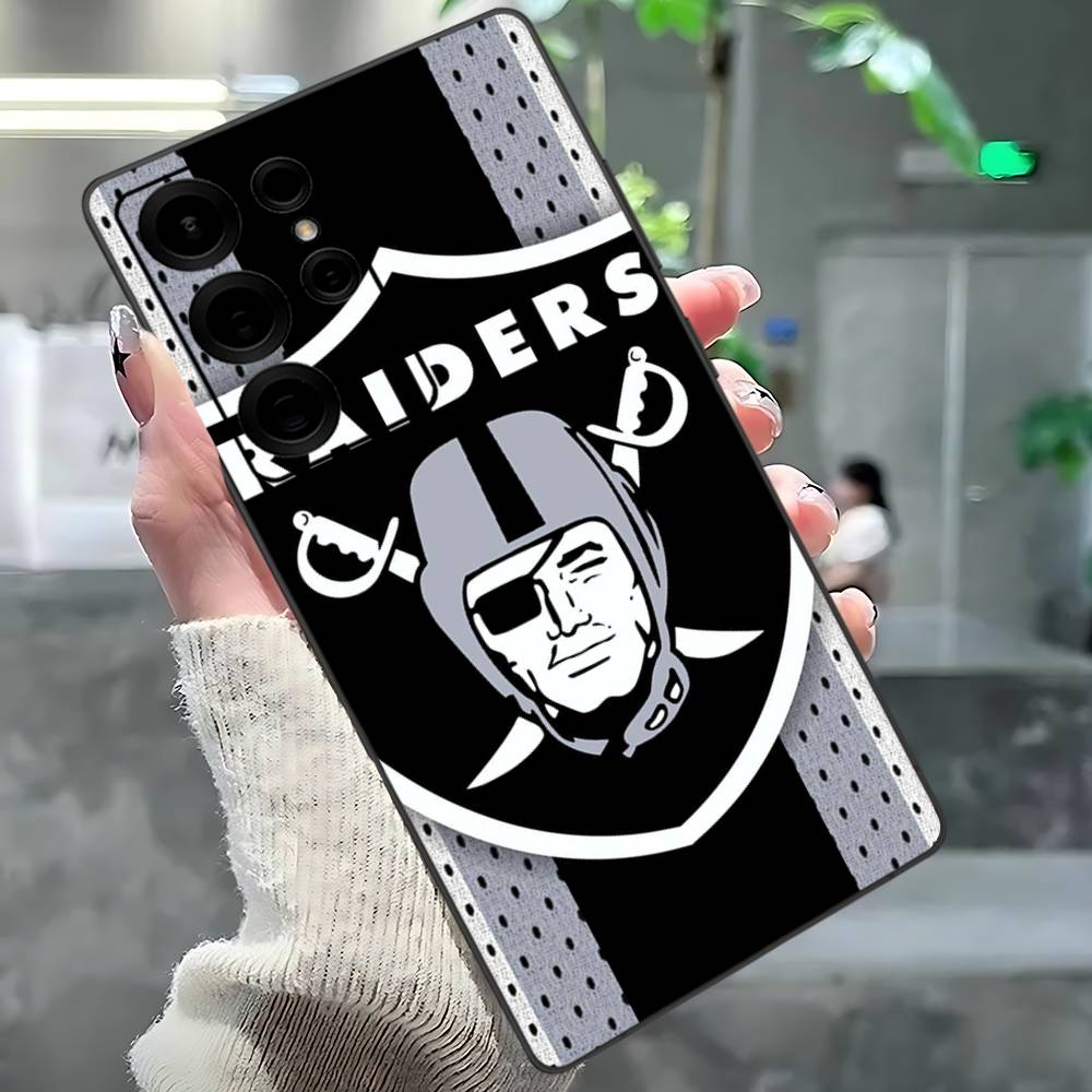 

1pc 0-Oaklands R-Raiders Logo Phone Case For Samsung S 24 Fe 25 Ultra Plus 20 Lite 21 30 22 23 24 22 Ultra 5G Fundas For Samsung S21 plus