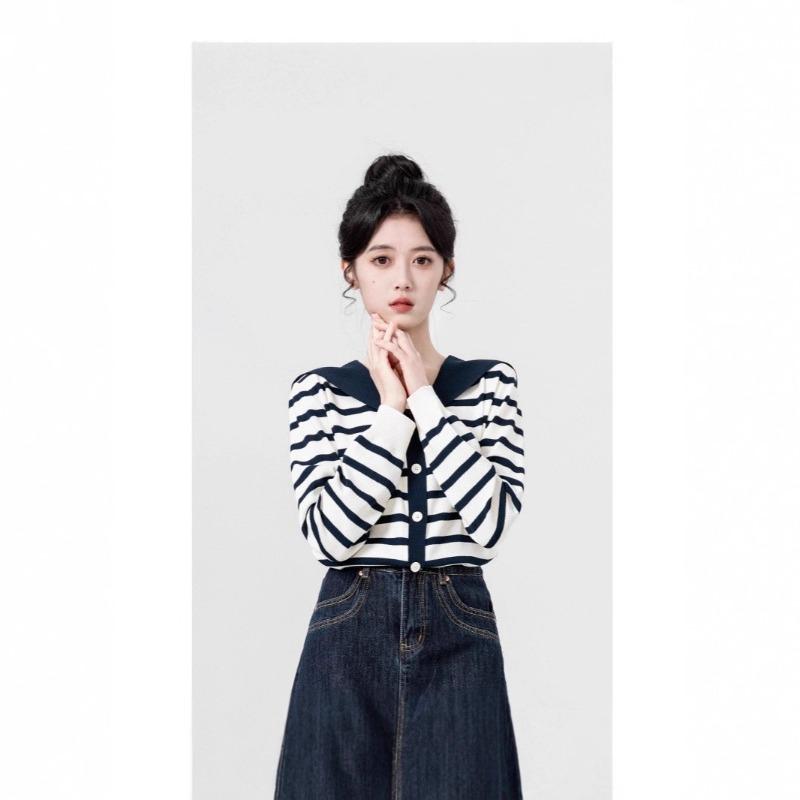 Navy Collar Long-sleeved Knitted Cardigan Women's Spring and Autumn New Design Sense Niche Contrasting Color Thin Sweater Short Top