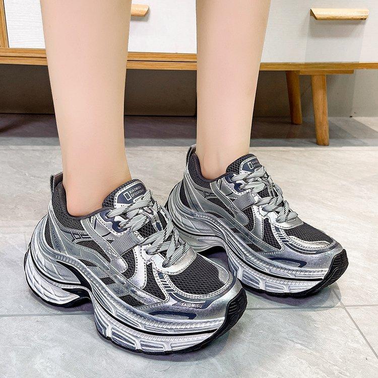 Paris Daddy Shoes Girl 2025 New Platform Muffin Small Super Heel Old Polishing Popular Sneakers