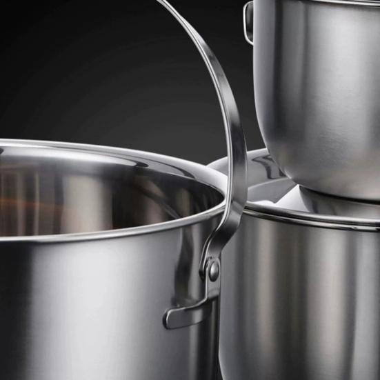 Bacon Grease Container with Strainer Stainless Steel Oil Storage with Lid And Handle High Temperature Oil Container Kitchen Grease Keeper