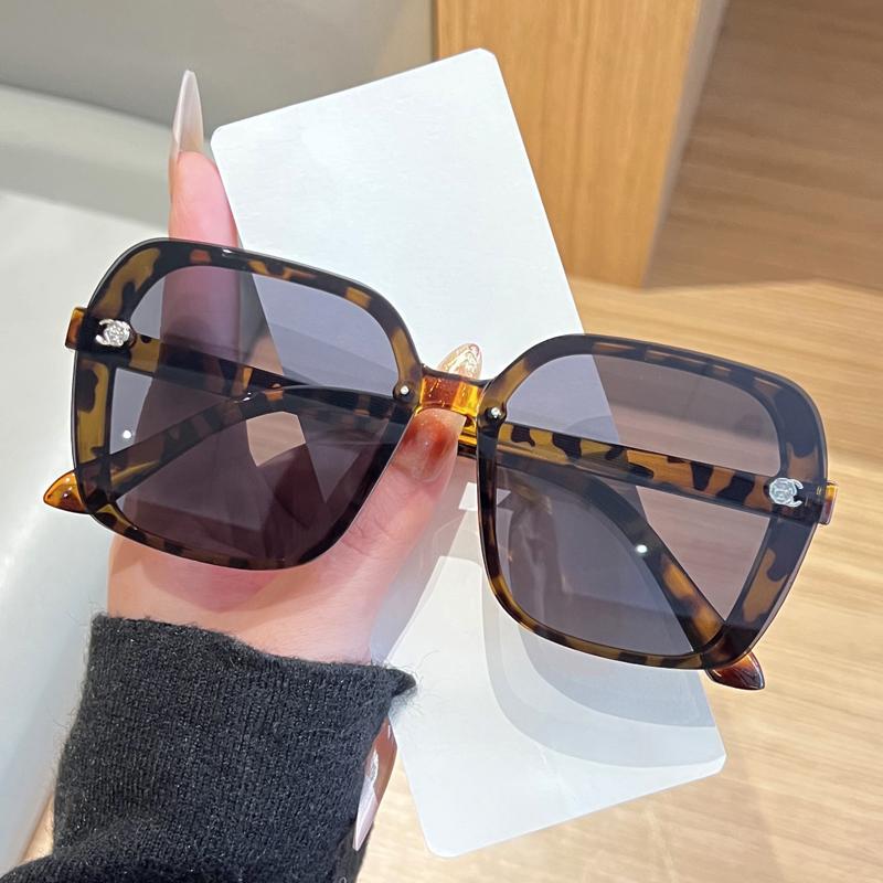 Advanced Square Sunglasses Outdoor Sunshade Sunscreen Eyewear Fashion Trendy for Men Women UV Resistant