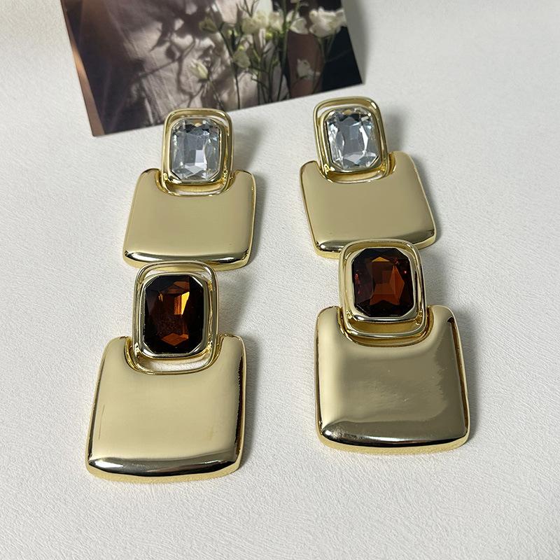 French Retro Light Luxury Premium Mirror Metal Geometric Square Gemstone Earrings Fashionable Temperament Celebrity Style Earrings