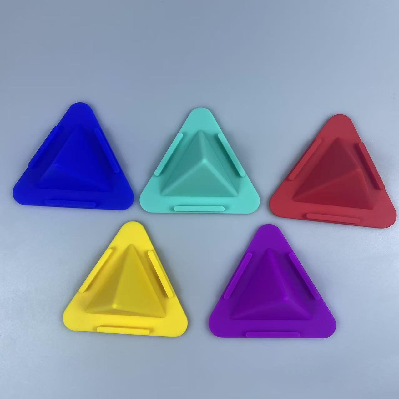 

Universal Silicone Car Phone Holder - Pyramid Design for Hands-Free Convenience Triangle Phone Holder темно-синий