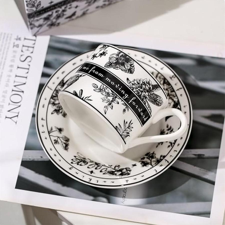 Vintage Floral Ceramic Coffee Cup and Saucer Set with Gift Box - Elegant Tea Cup for Home Use & Gift Giving