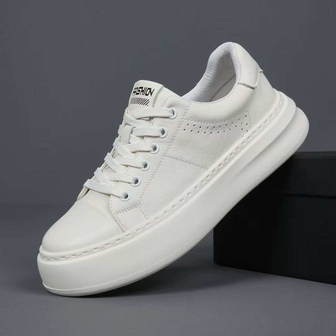 

Мужские белые кроссовки из натуральной кожи на толстой подошве - Легкие, дышащие, повседневные кеды для скейтбординга с высококлассным внешним видом. 38