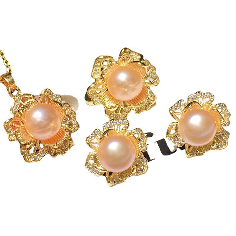 Three-Piece Freshwater Pearl Necklace Set with 3D Flowers: 8-9mm Pearls, High Luster, Slight Imperfections, Multiple Colors