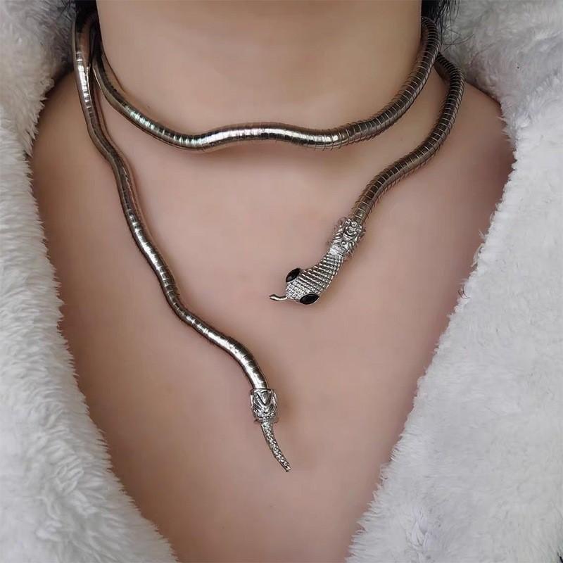 Snake Bone Chain Trend Necklace Cold Casual Shape Winding Personalized Snake Necklace