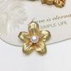 Autumn and winter clothing accessories: bean sprout, five-petal flower, and wheat stalk tian Freshwater pearl suit brooch, corsage, pin