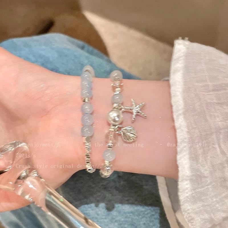 Beach Vacation Sea Star Silver Beads Stringing and Beading Handcrafted Bracelet for Women, A Niche and Exquisite Handcrafted Bracelet Accessory.