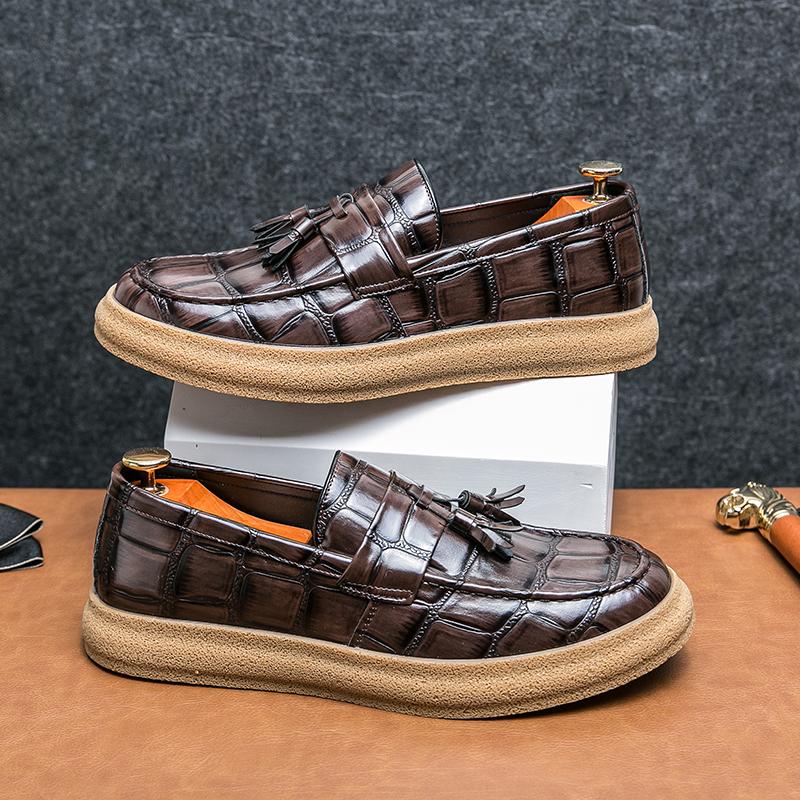 Mocasini de bărbați în stil britanic, pantofi casual slip-on, mocasini confortabili pentru mers, pantofi plați de afaceri eleganți noi pentru bărbați, încălțăminte pentru condus