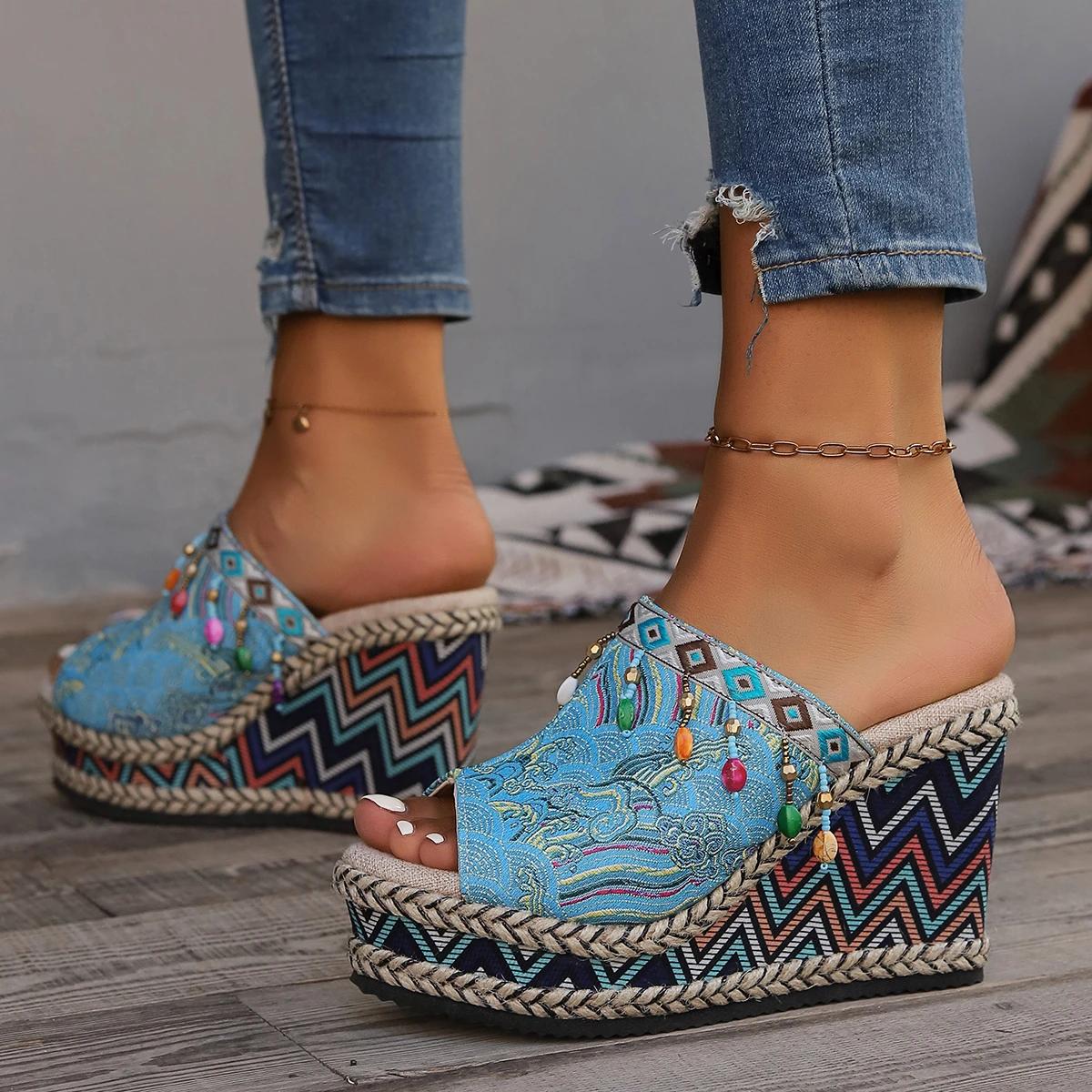 

2025 Women s Wedge Slippers Summer Designer Blue Tassels High Quality Platform Sandals Fashion Casual Slippers Slides for Women 36