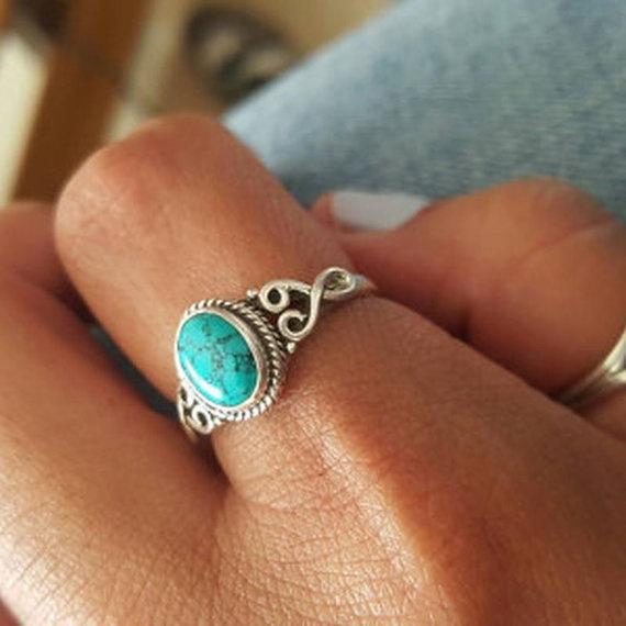 Inlaid Vintage Green Turquoise Ring, a European and American Style Engagement Gift, a Piece of Jewelry for Women