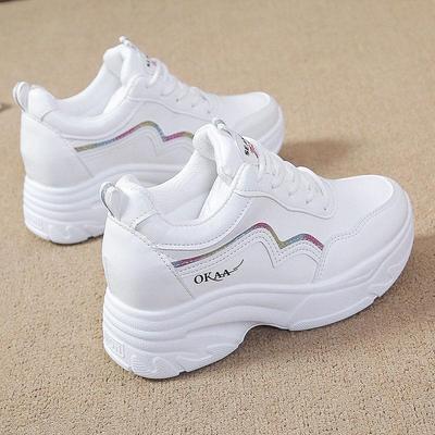 2023 Noua versiune coreeană pantofi de vară pentru femei, pantofi pentru tată, pantofi sport din piele cu talpă groasă, pantofi albi casual.