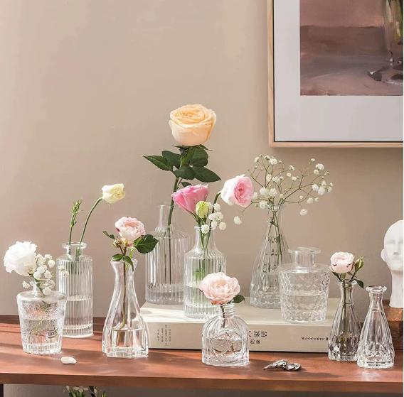 Simple Vintage Embossed Glass Vase Mini Small Flower Vase for Home Decor Table Centerpiece Wedding DIY Craft Gift Idea