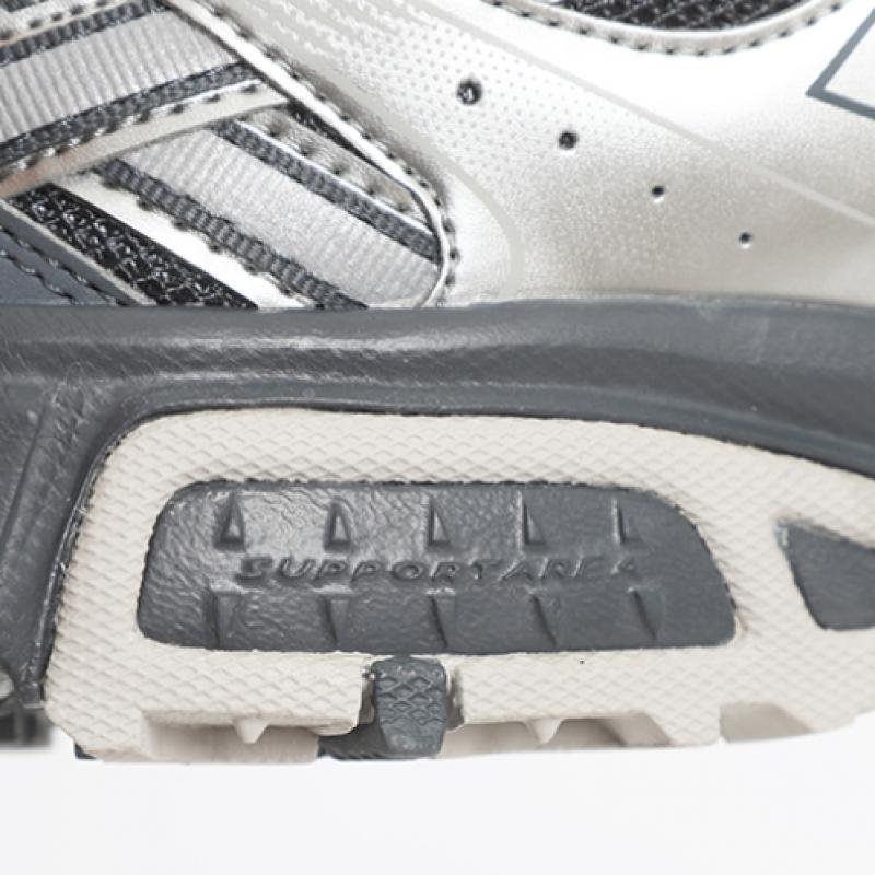 New Balance 410v5 Black Silver