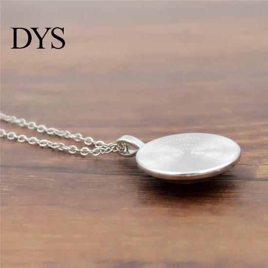 Vintage Dámské šperky Kočka vzor Faux Cabochon Přívěsek svetr Řetízkový náhrdelník