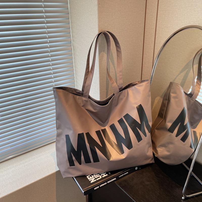 

New large-capacity tote bag, fashion letter large bag, short trip, portable luggage bag, shopping bag, shoulder bag. хаки