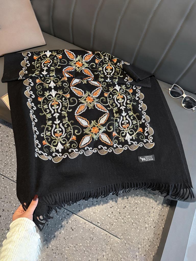 Women'S Luxury Winter Fashion Scarf Thick Travel Shawl Wrap Embroidered Flower Warm Neckerchief Poncho Pashmina Bufanda