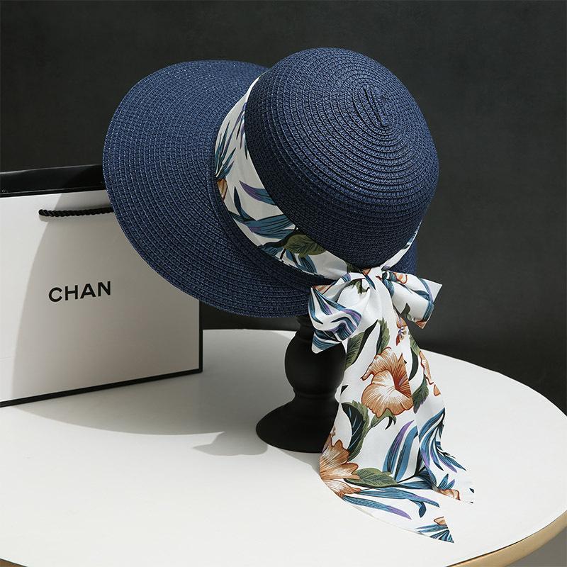 2025 Outdoors Straw Hat Summer New Hollow Ted Sun Protectionand Sunshade Hat for Women's Leisure VersatileSmall Fresh Fashion