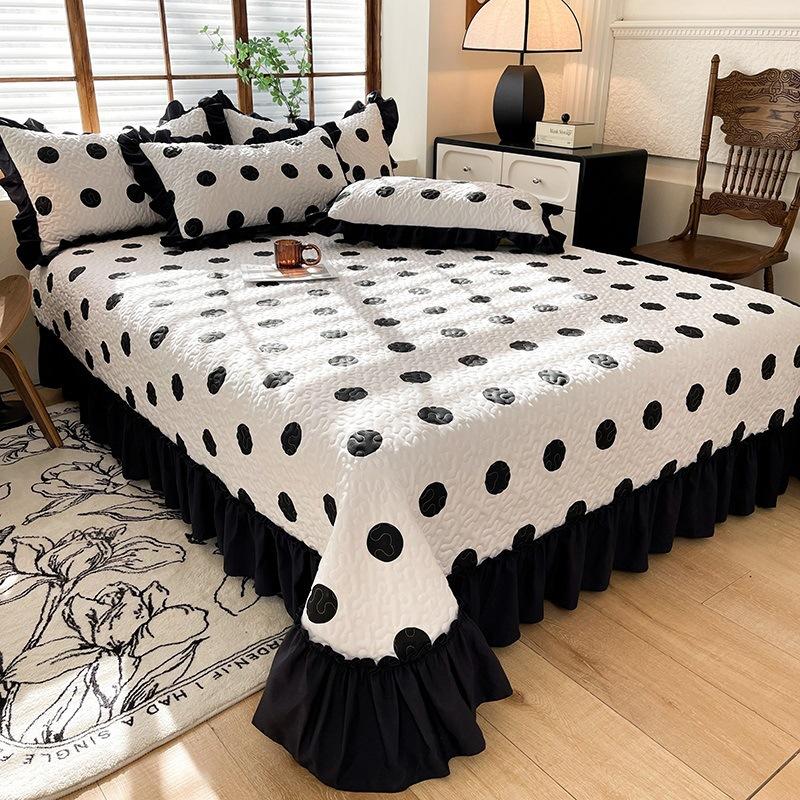 

French Retro Style Bed Cover Four Season Universal Thick Quilted Double Bedsheet Active Printing Dyeing Printed Pattern Bedcover Same Style Pillowcase 48x74cm 1pcs pillowcase