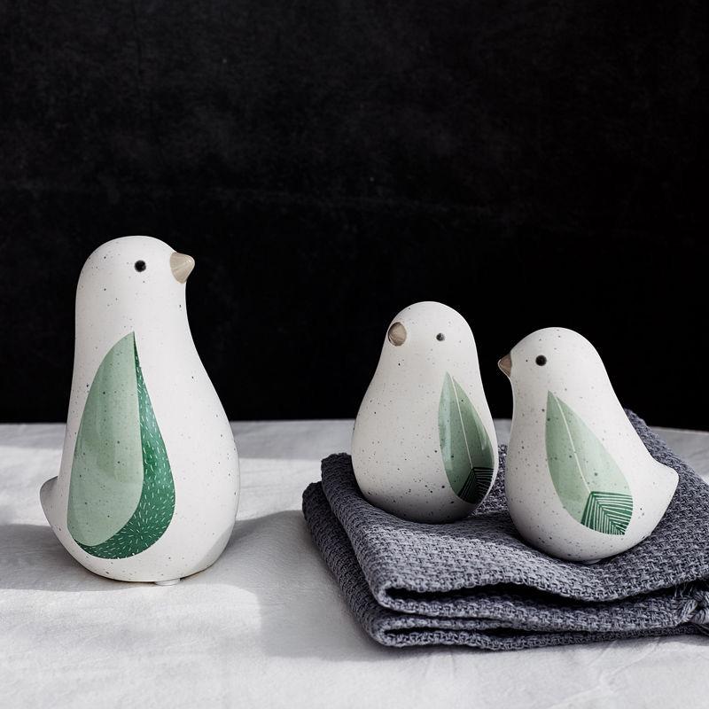 Nordic Ceramic Bird Figurine – Minimalist Living Room Decor Ornament