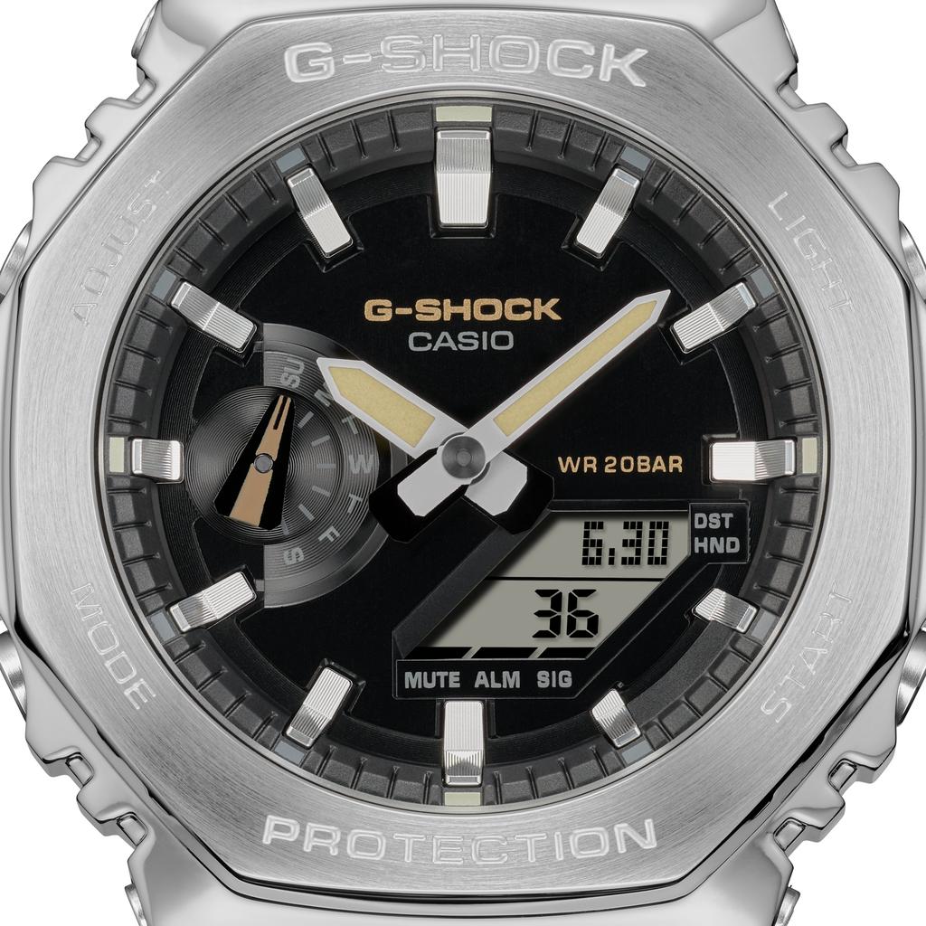 Casio Men's Stainless Steel 200M Water Resistant Analog Shock Resistant Quartz Watch GM-2100C-5A