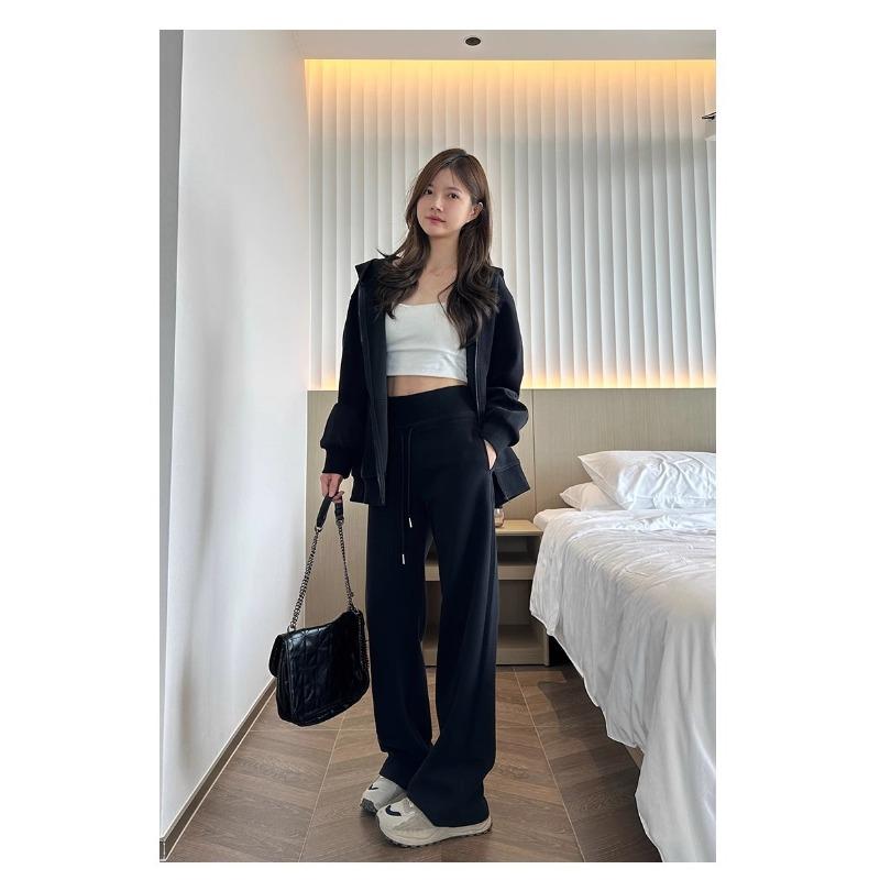 

Серые повседневные широкие брюки с двойной талией для женщин на осень и зиму, новые прямые спортивные брюки с высокой талией и драпировкой M чёрный