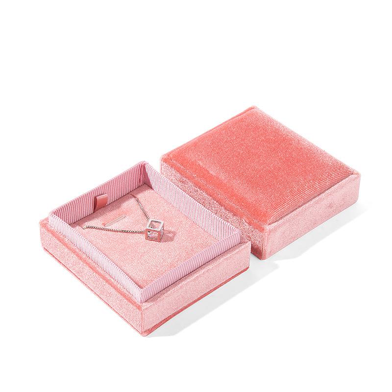 Retro hexagonal flannel jewelry box, exquisite velvet necklace box, heaven and earth cover ring box, jewelry storage box, jewelry box.