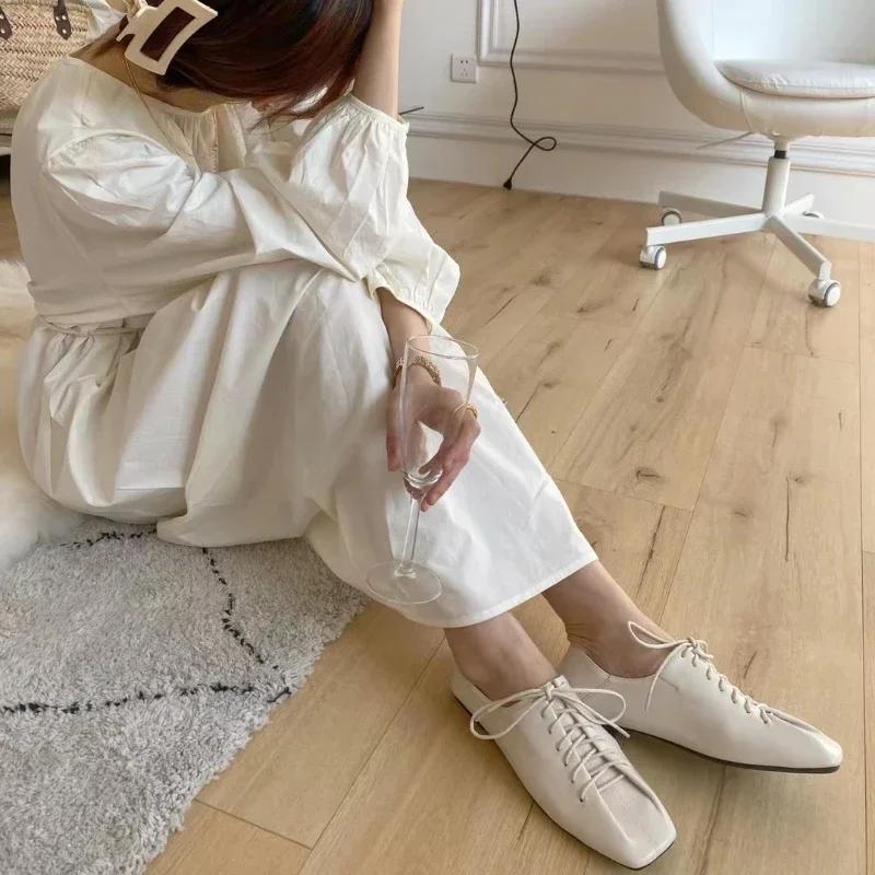 

Retro Soft Sole Single Shoes Women Square Toe Lace-up Solid Colour Flats Lightweight Comfortable Loafers Femininos 35