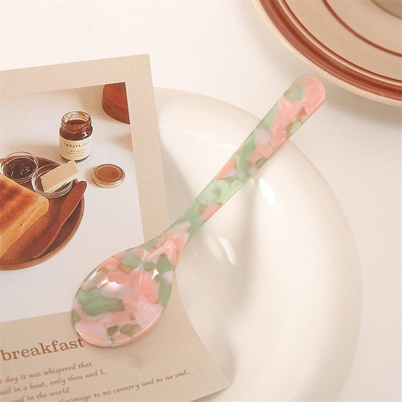 Vintage Korean Style Acrylic Cake Spoons Knife Reusable Dessert Spoon for Coffee Ice Cream Cake Decoration Gift Kitchen Prop