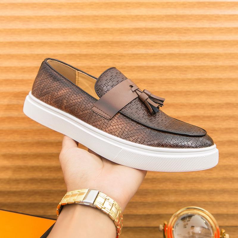 

Men s shoes 46 large size new casual leather shoes fashionable men s foot cover tassel shoes Korean version trendy hairstylist shoes 46