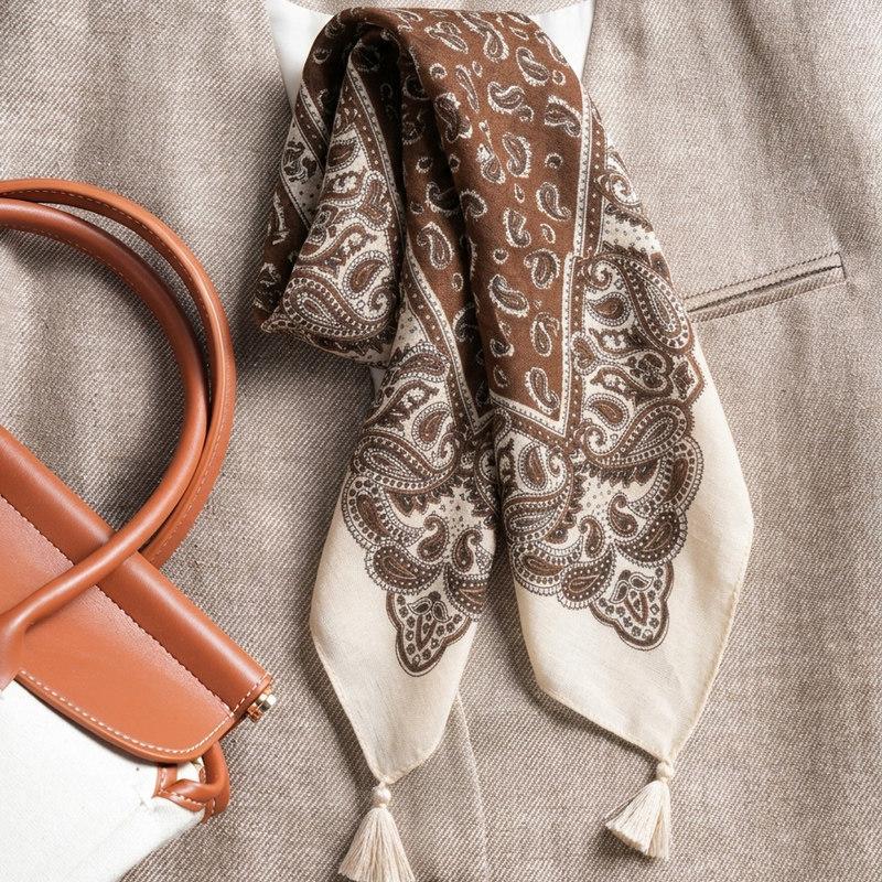 Retro literary and artistic lace cotton and linen small square scarf silk scarf women's spring, autumn and winter small scarf spring and autumn velvet