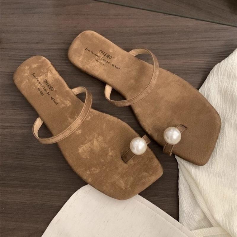Flat bottom pearl cover toe small cool slippers outside wearing fairy shoes new summer skirt sandals