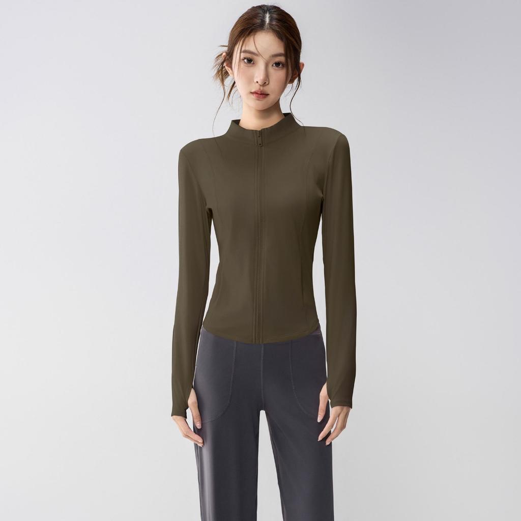 Full-Zip Yoga Suit with Pockets: Slimming Long Sleeve Top for Running & Fitness